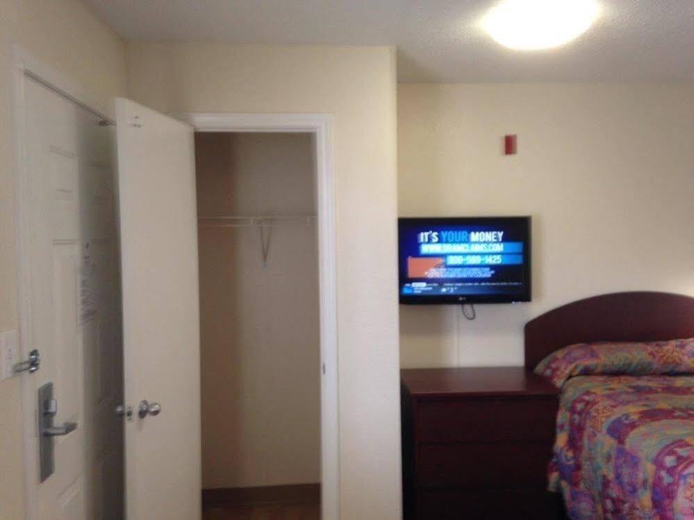 Intown Suites Extended Stay San Antonio Tx - Nacogdoches Road المظهر الخارجي الصورة